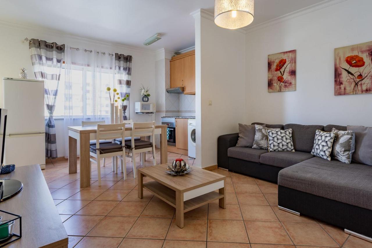 Light & Comfy Apartment W/ Pool & Balcony By Lovelystay Portimao Ngoại thất bức ảnh