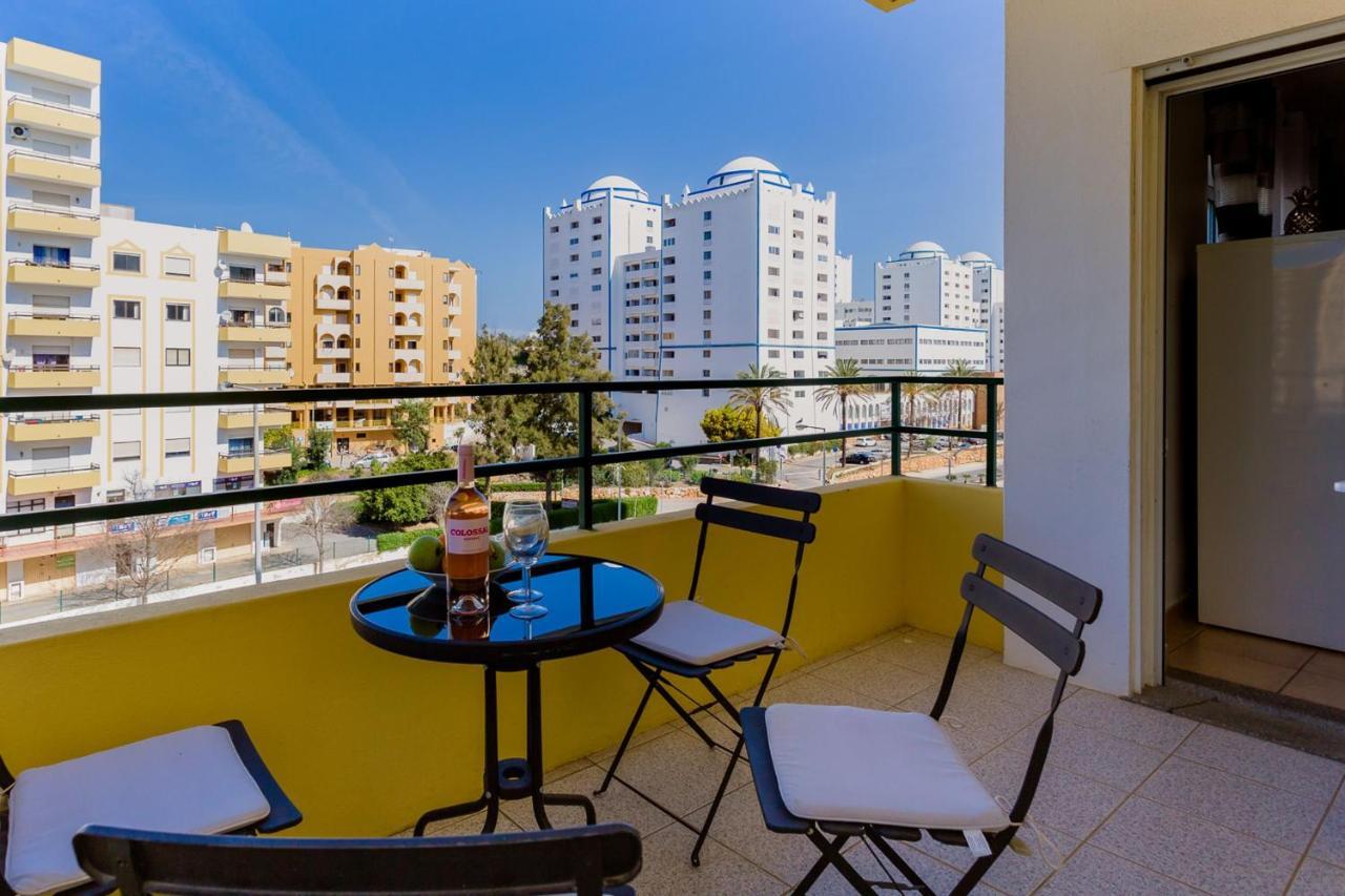 Light & Comfy Apartment W/ Pool & Balcony By Lovelystay Portimao Ngoại thất bức ảnh